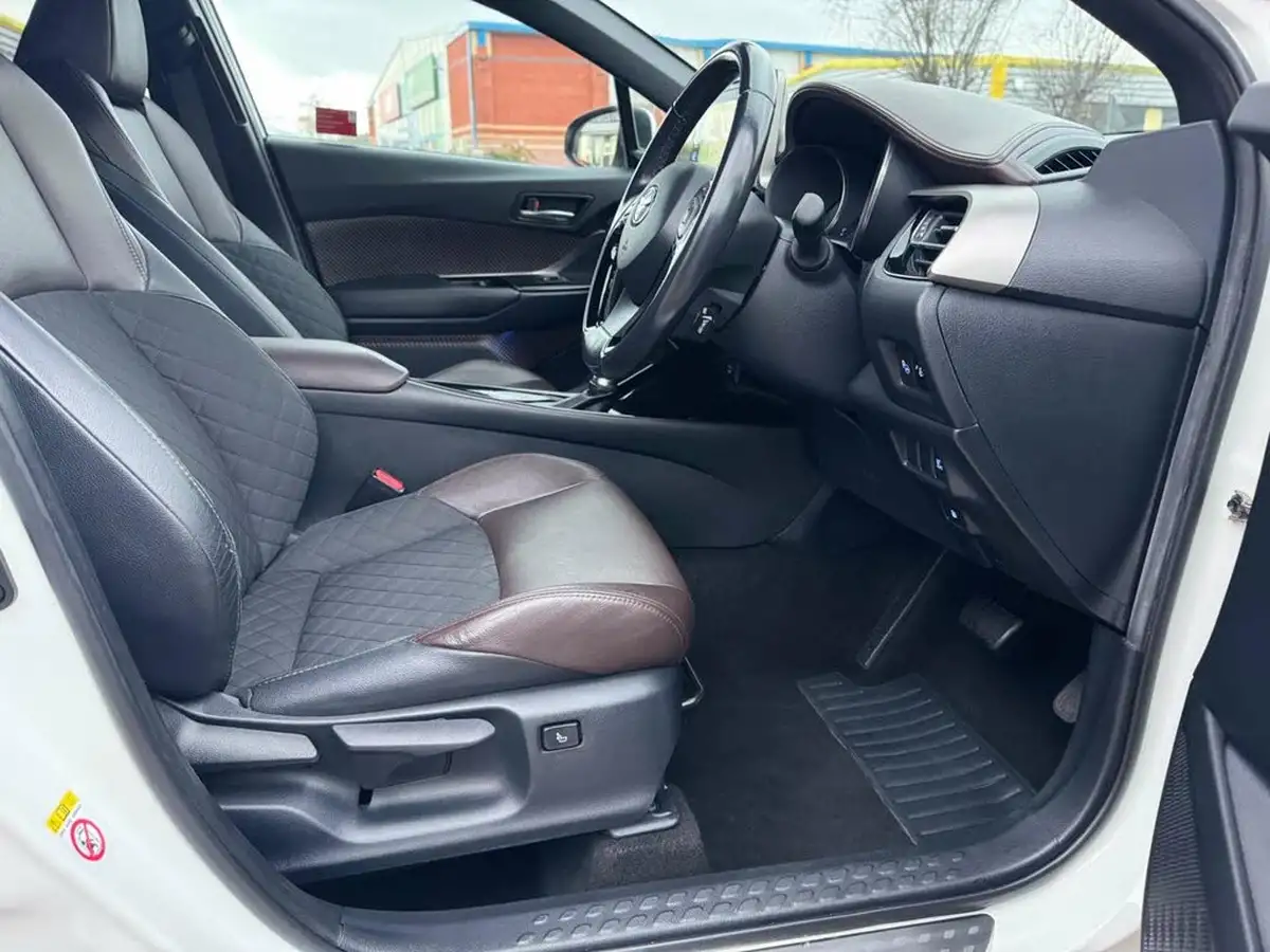 2017-toyota-c-hr-18-vvt-i-excel-big-24