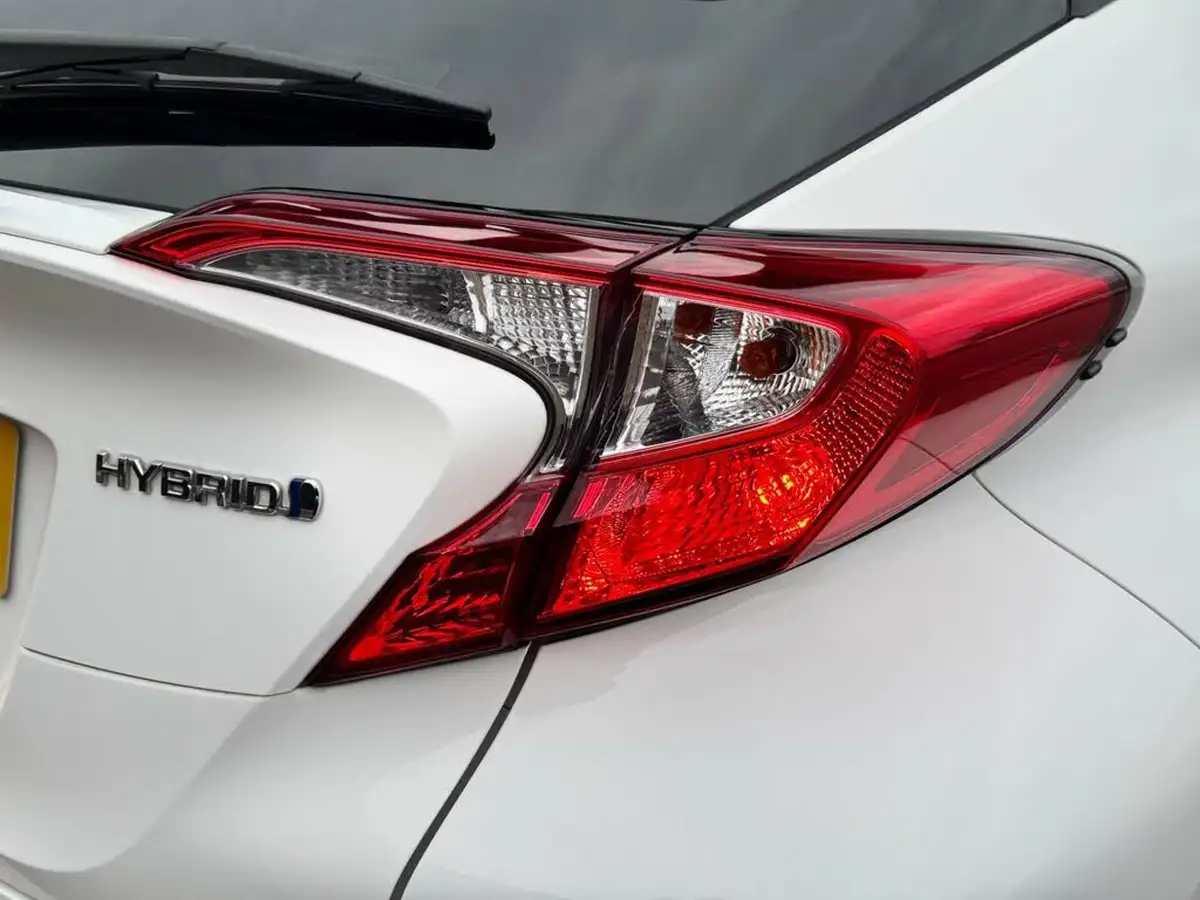 2017-toyota-c-hr-18-vvt-i-excel-big-48