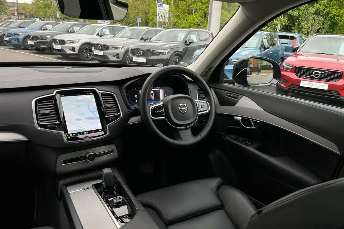 2023-volvo-xc90-20-t8-plus-big-33
