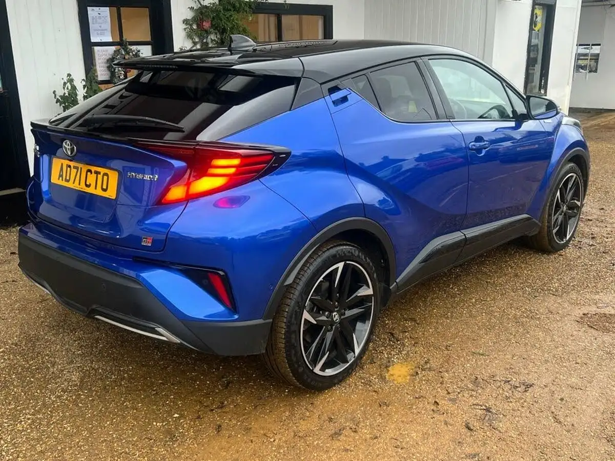 2022-toyota-c-hr-18-vvt-i-gr-sport-big-6