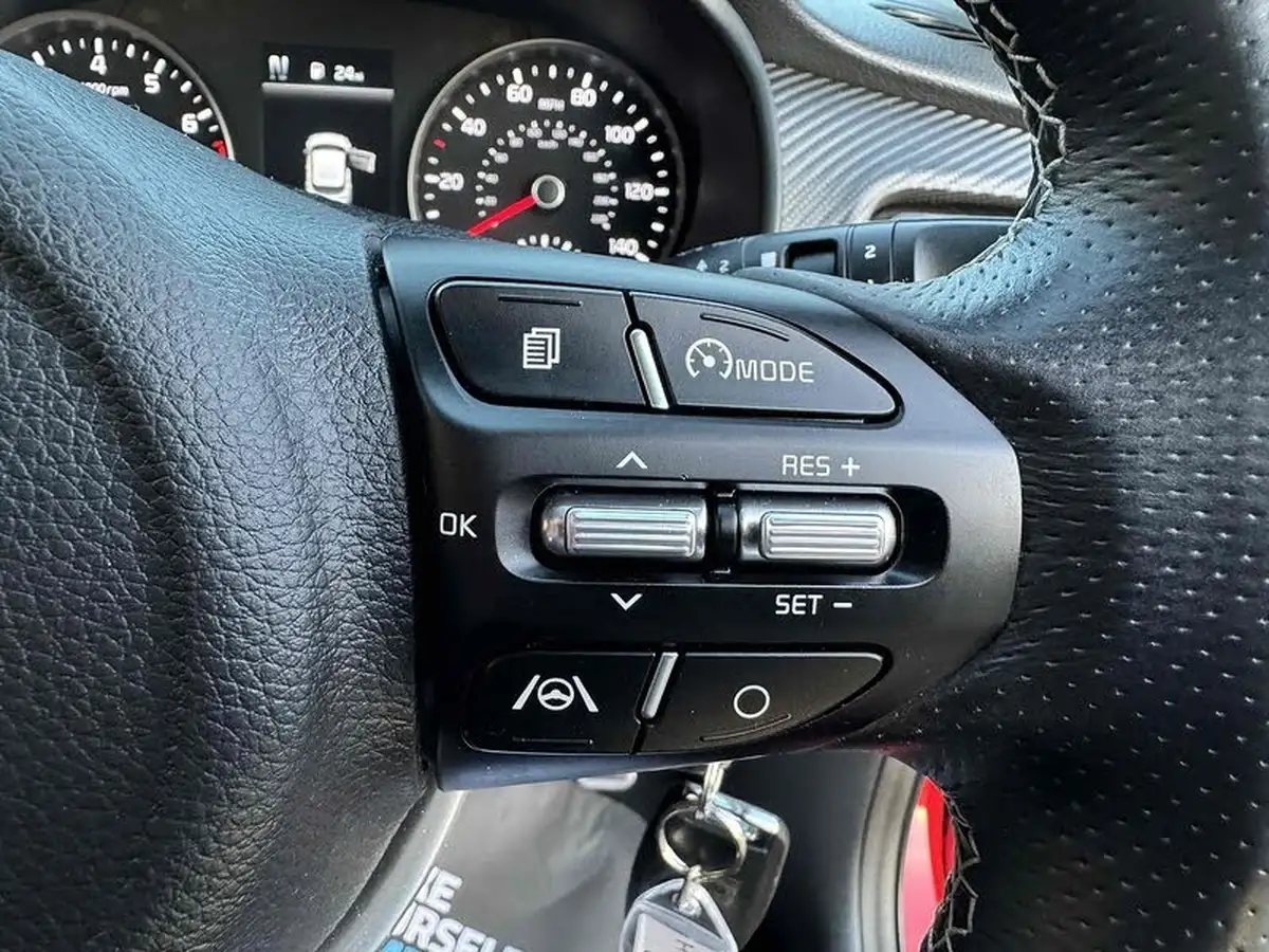 2021-kia-stonic-10-t-gdi-gt-line-big-30