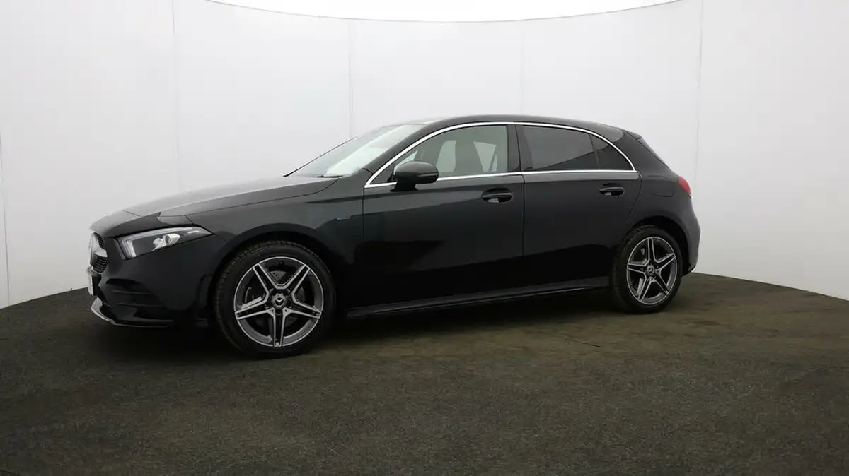 2021-mercedes-benz-a-class-13-a250e-amg-line-hatchback-5d-big-33