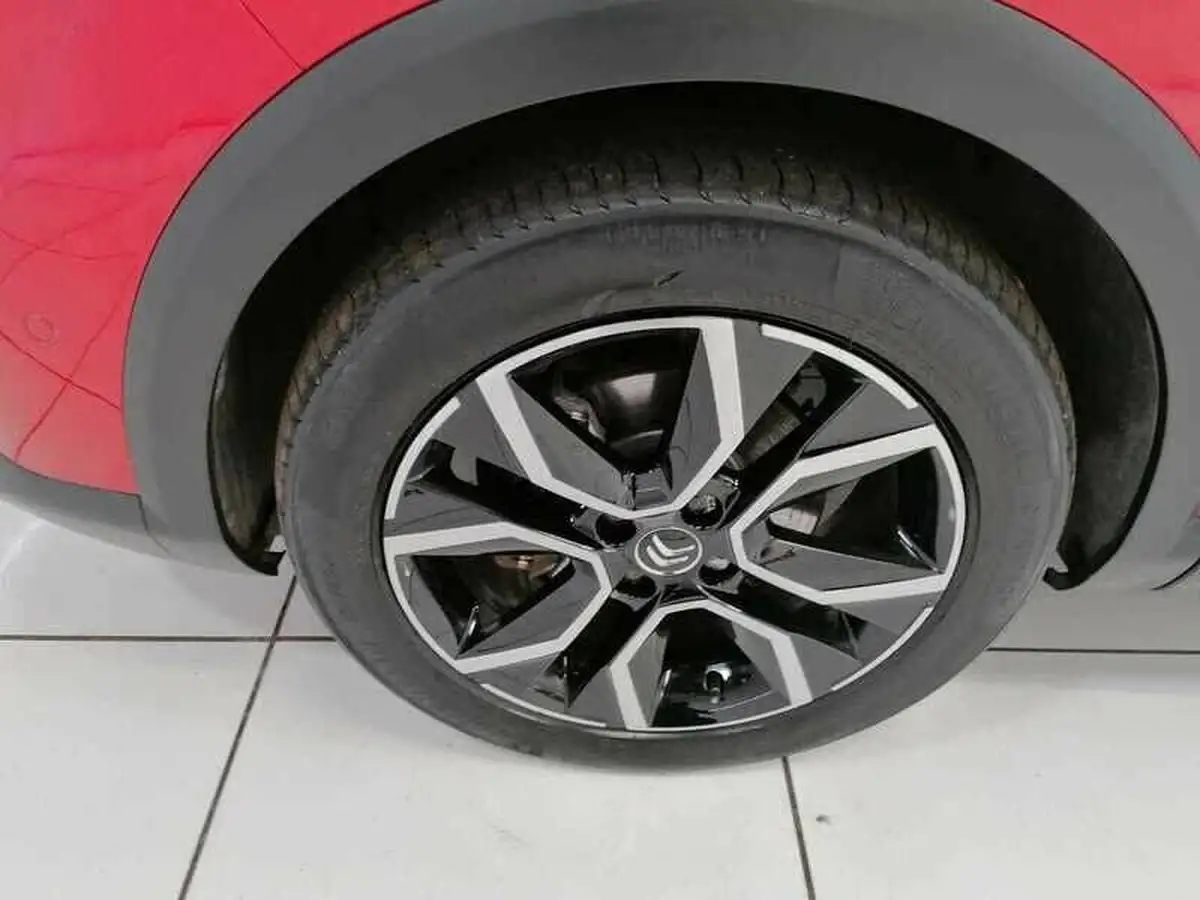 2022-citroen-c4-e-shine-big-6