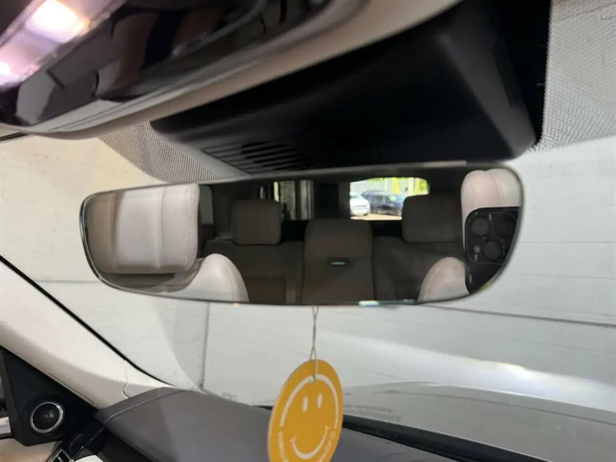 2020-land-rover-range-rover-30-p400-vogue-se-big-13