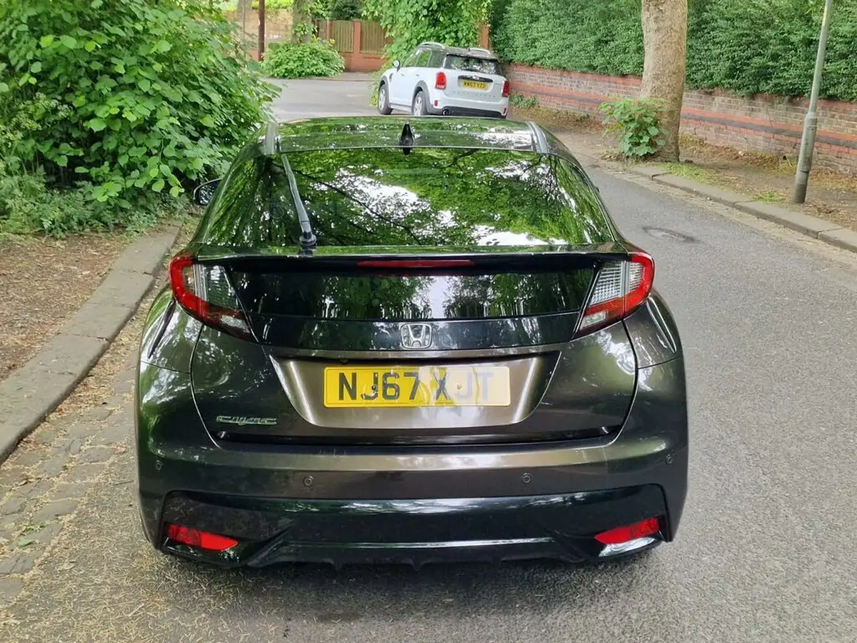 2017-honda-civic-16-i-dtec-sr-dasp-hatchback-big-6