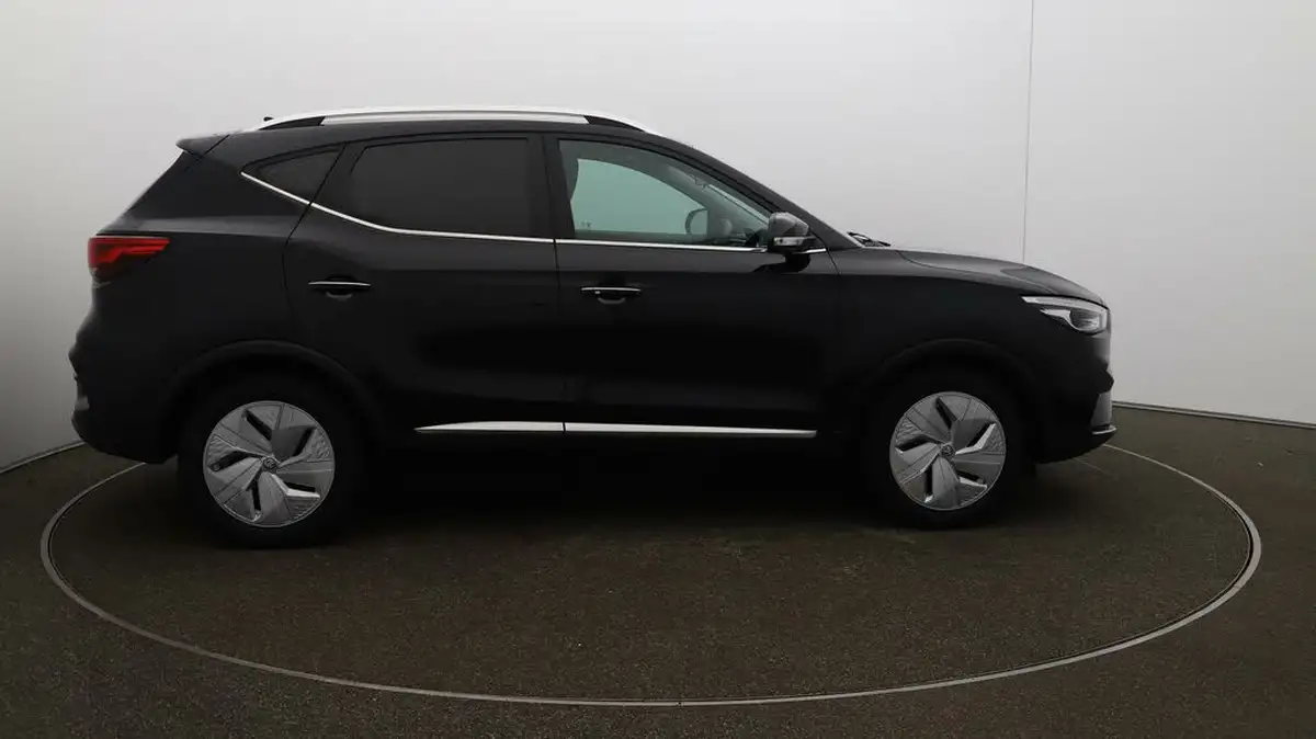 2022-mg-zs-suv-e-trophy-ev-176ps-big-8