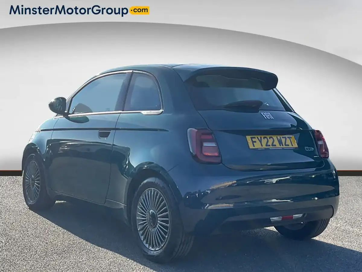 2022-fiat-500-e-icon-117bhp-big-3