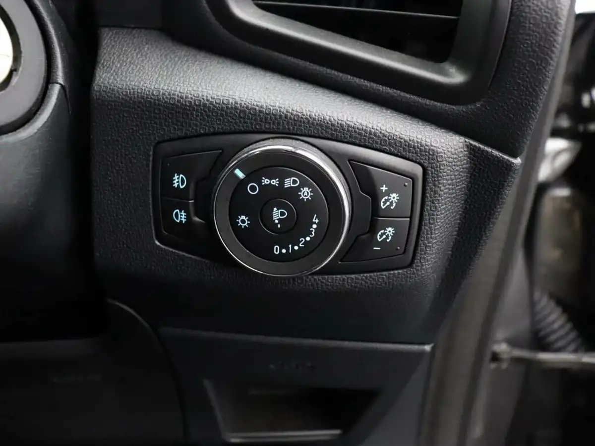 2022-ford-ecosport-10t-titanium-big-38