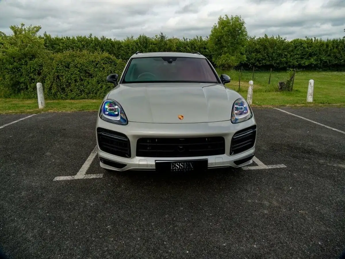 2023-porsche-cayenne-30-v6-e-hybrid-462ps-station-wagon-big-14