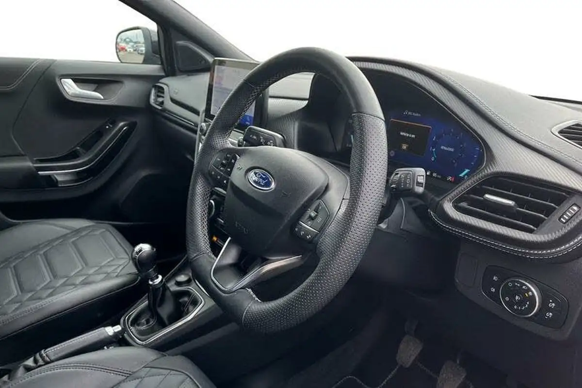 2023-ford-puma-suv-10-st-line-vignale-125ps-big-8