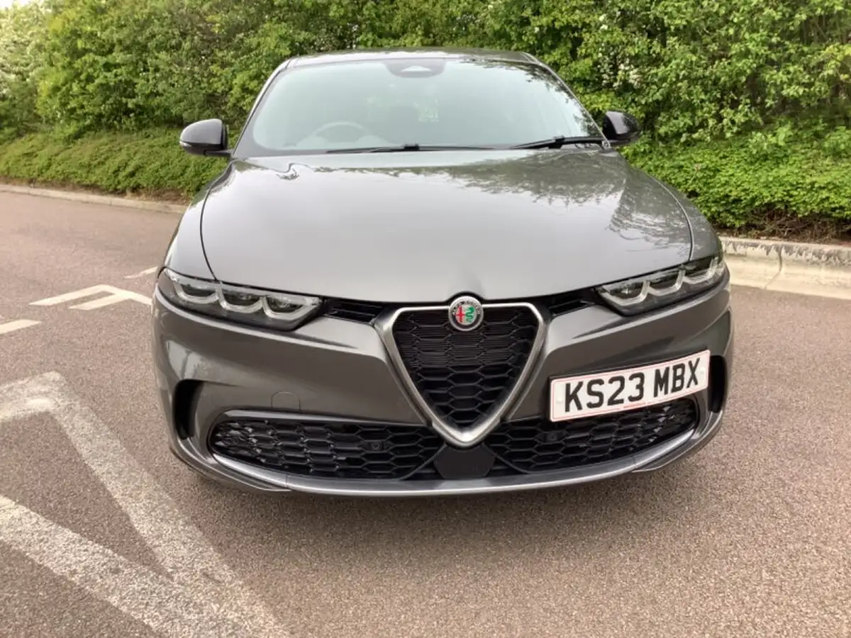 2023-alfa-romeo-tonale-15-ti-big-10