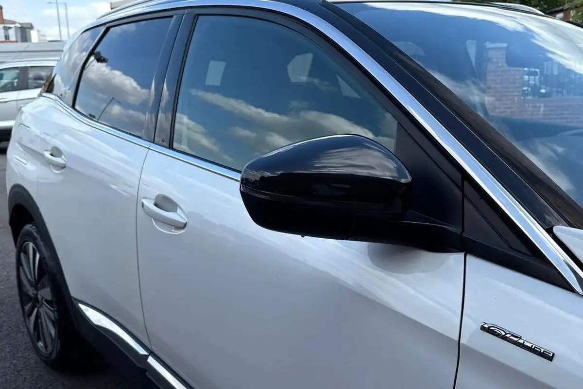2019-peugeot-3008-suv-12-puretech-gt-line-premium-big-39