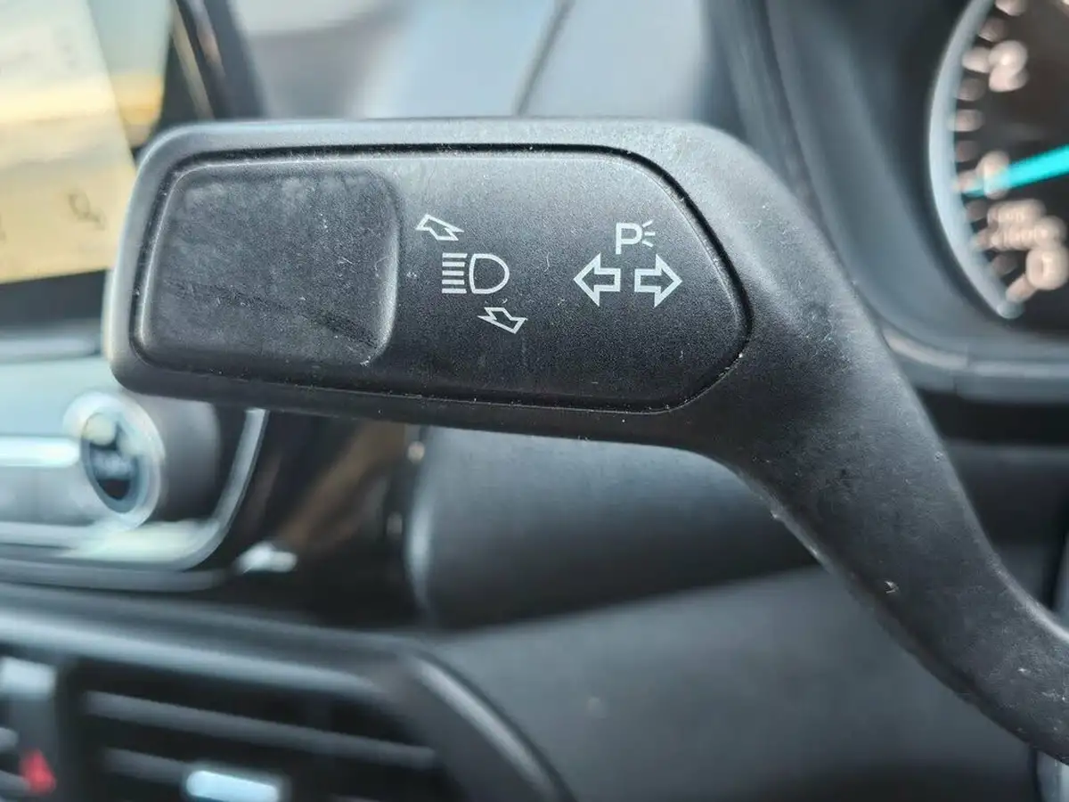 2018-ford-ecosport-10t-titanium-100ps-ss-big-21