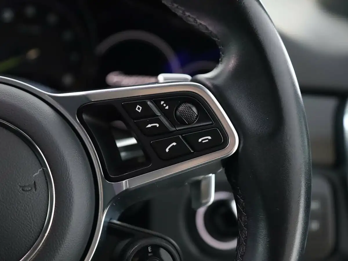 2022-porsche-cayenne-30-v6-e-hybrid-platinum-edition-462ps-station-wagon-big-23