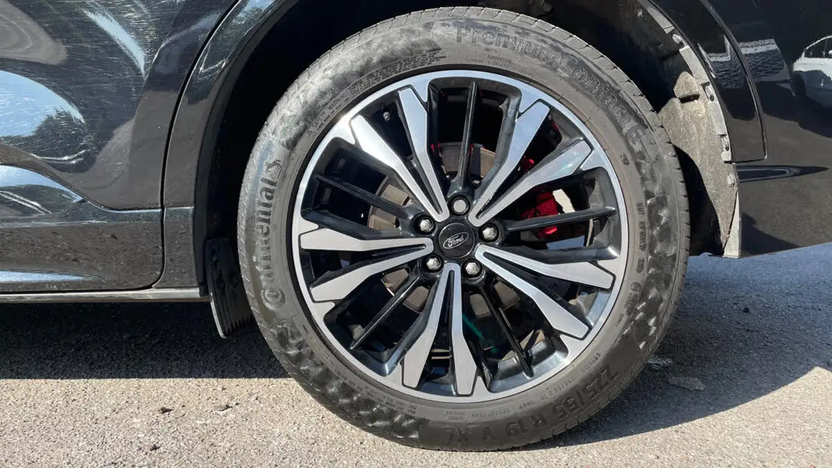 2023-ford-kuga-15t-st-line-x-edition-big-17