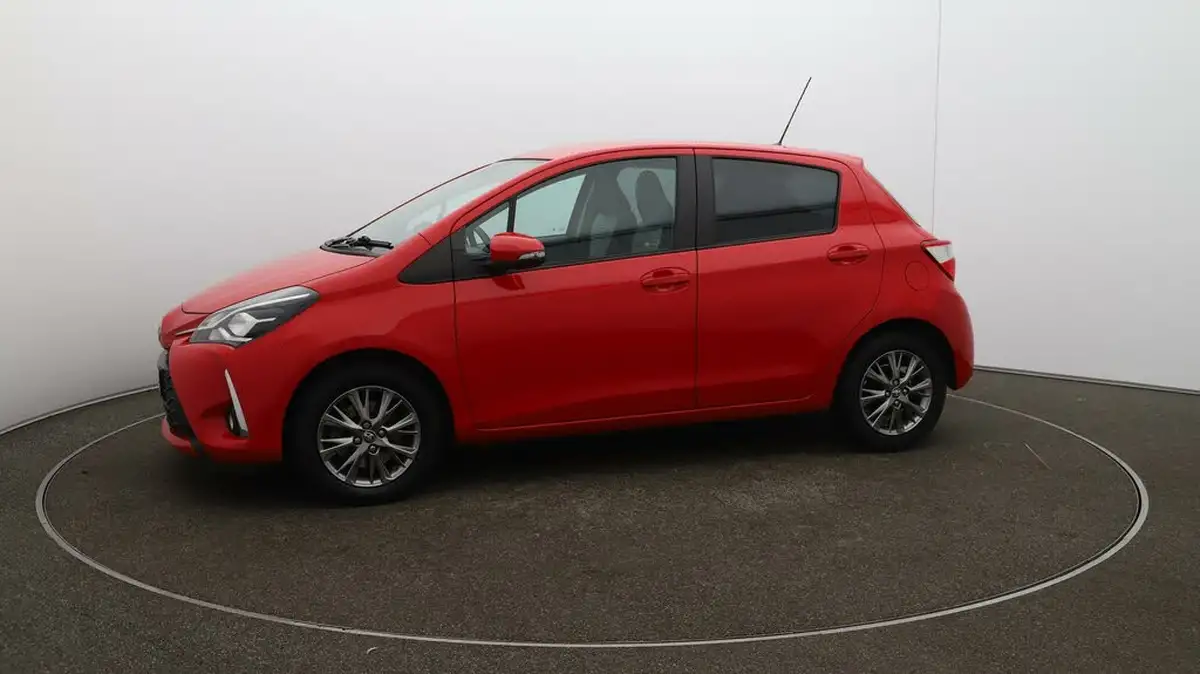 2018-toyota-yaris-15-vvt-i-icon-111bhp-1497cc-big-63