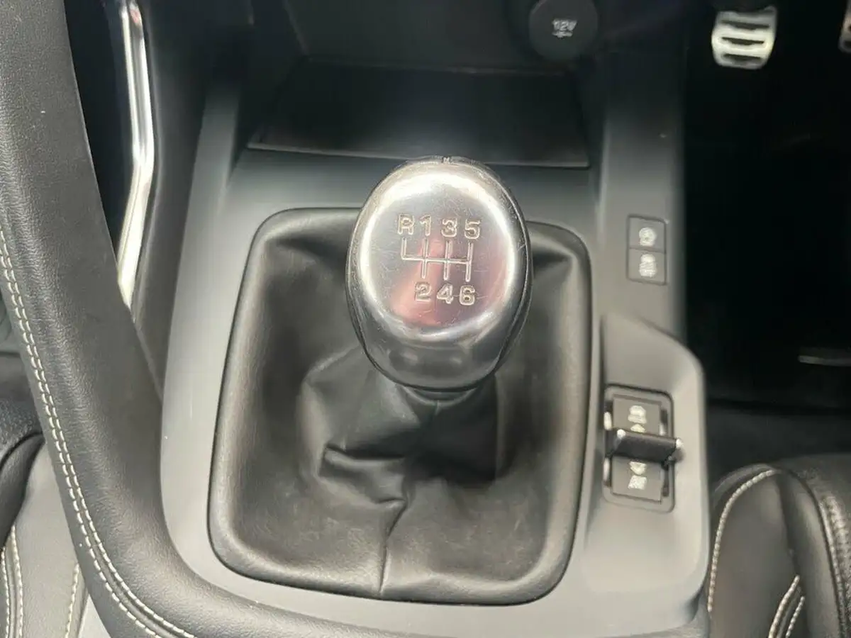 2019-jaguar-e-pace-20-i4d-r-dynamic-se-150ps-big-50