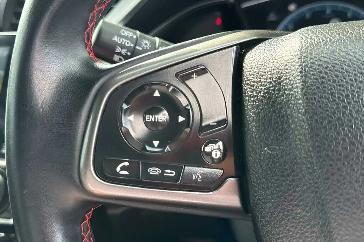 2019-honda-civic-10-vtec-turbo-sport-line-big-14