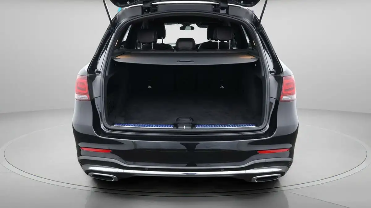 2020-mercedes-benz-glc-class-20d-glc220d-amg-line-station-wagon-5d-4matic-plus-big-16