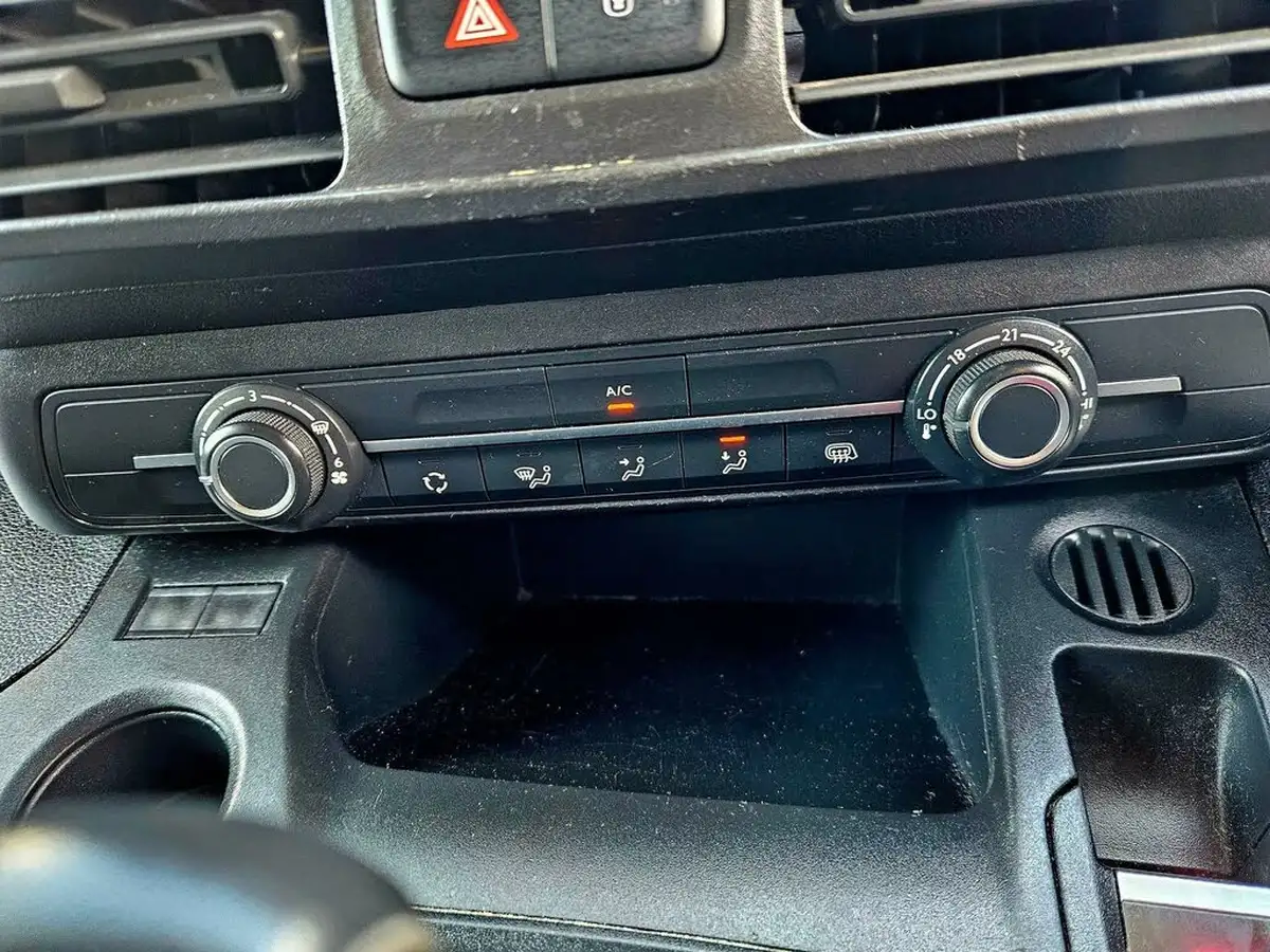 2020-peugeot-partner-15-bluehdi-1000-professional-100ps-eu6dt-panel-big-26