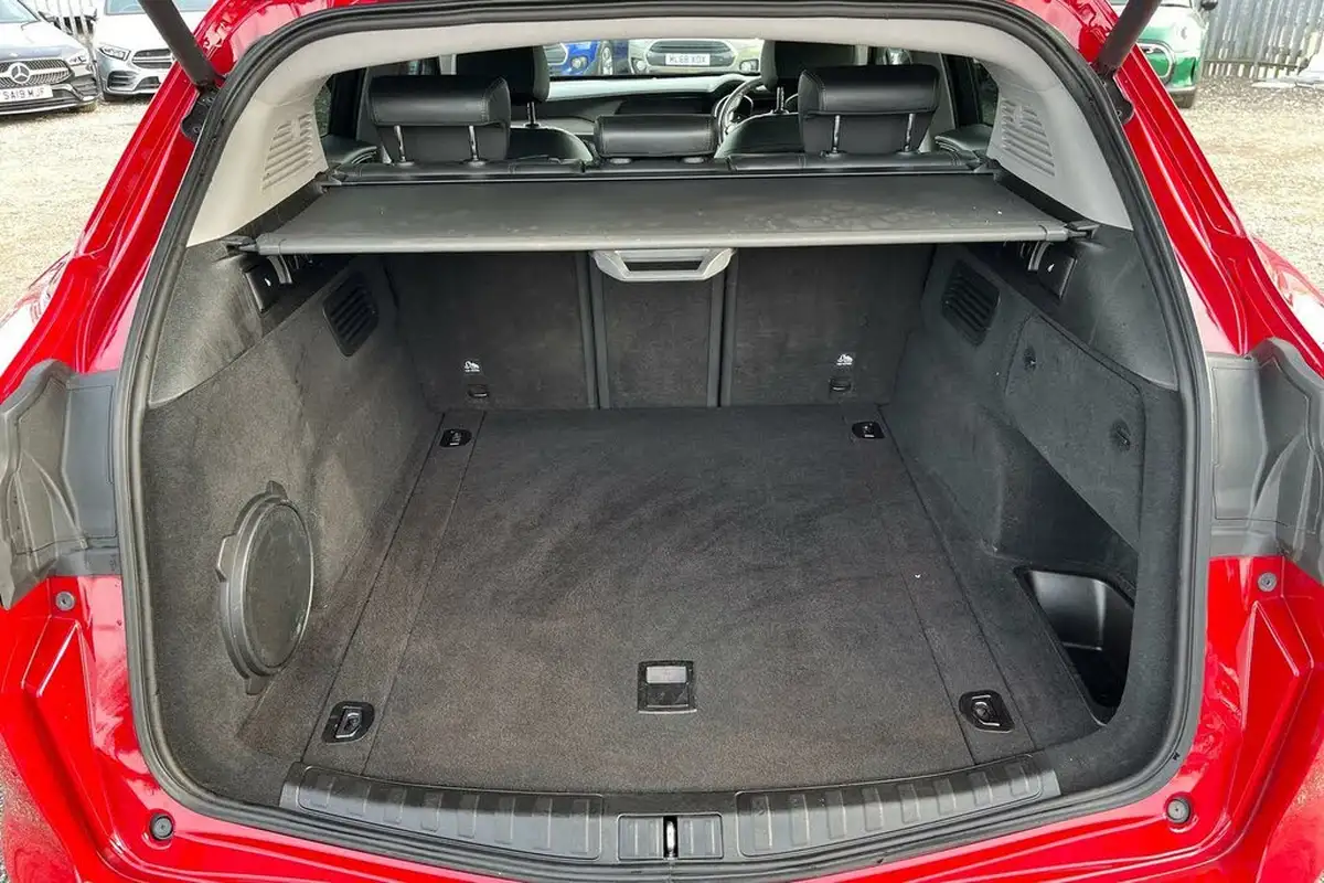 2021-alfa-romeo-stelvio-20-lusso-ti-big-19