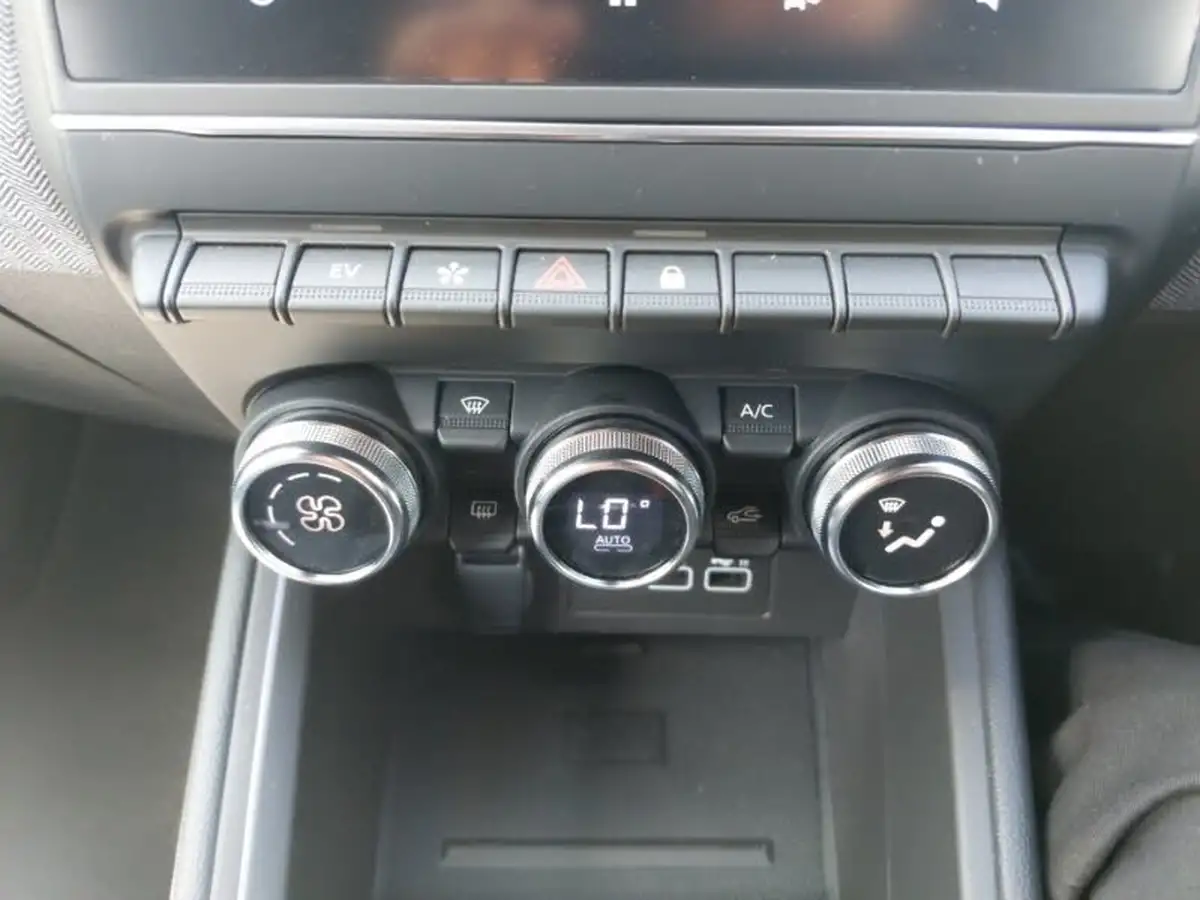 2024-renault-clio-16-techno-big-14