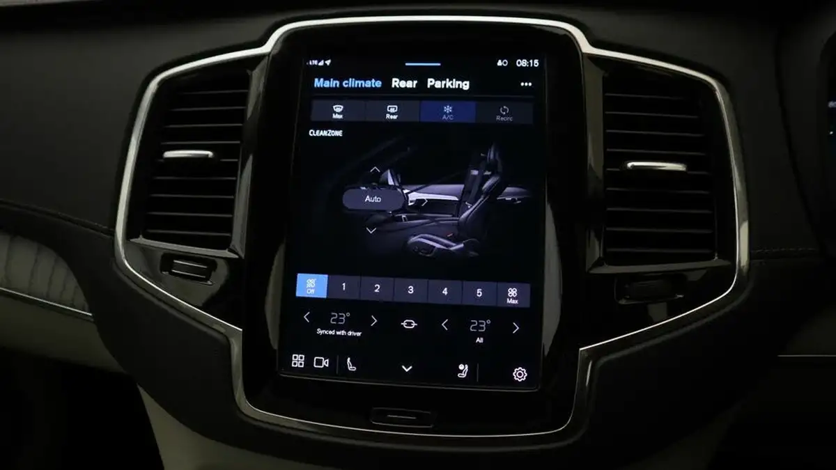2024-volvo-xc90-20-t8-ultimate-dark-big-39