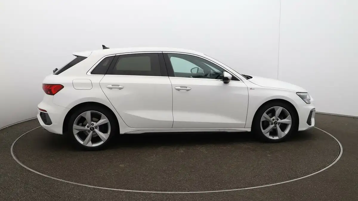 2022-audi-a3-15-35-tfsi-s-line-sportback-5d-tronic-big-8