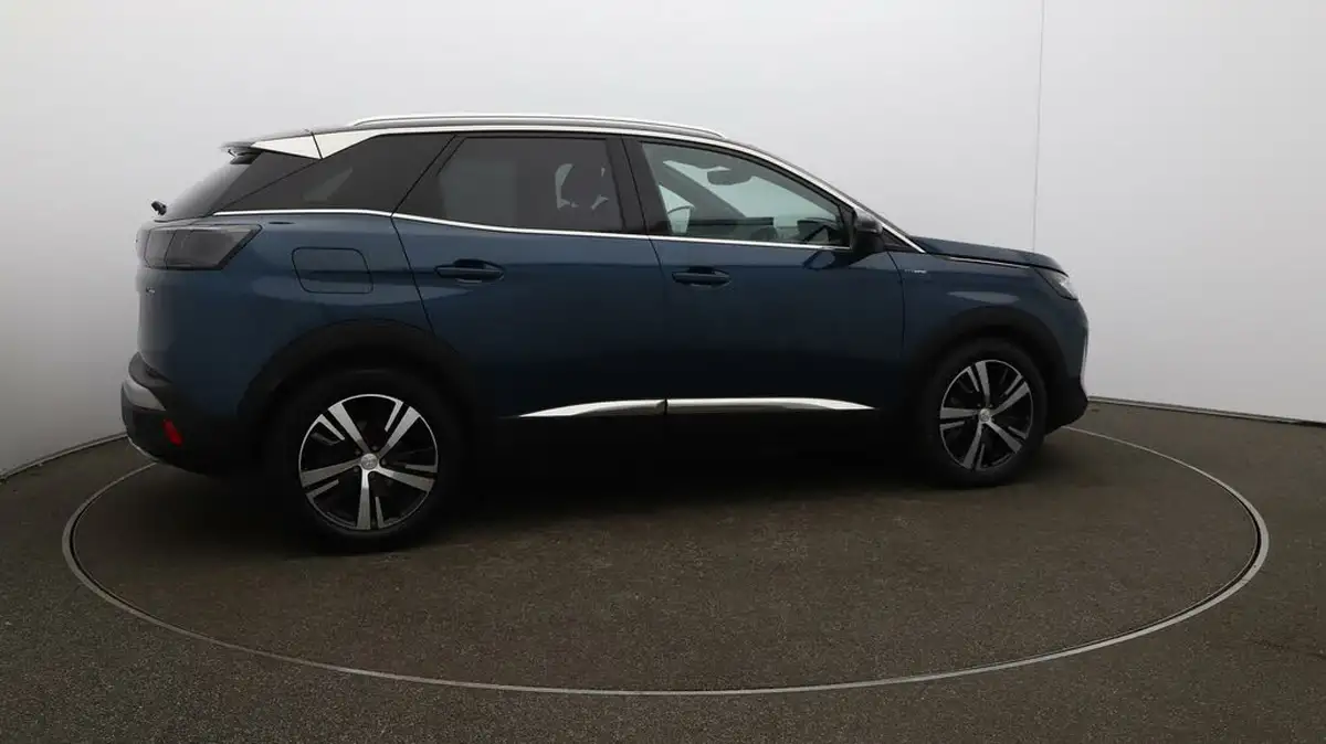 2022-peugeot-3008-suv-16-puretech-gt-225bhp-hybrid-e-eat8-big-50