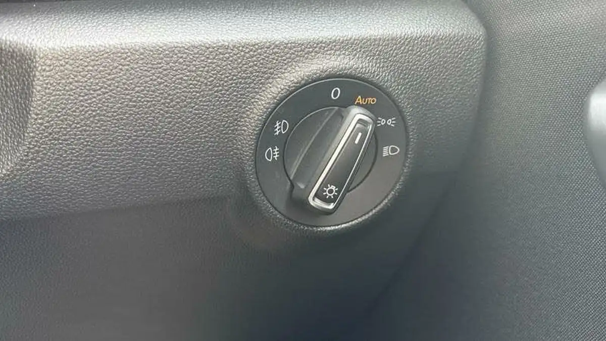 2021-volkswagen-t-roc-15-tsi-sel-dsg-big-18