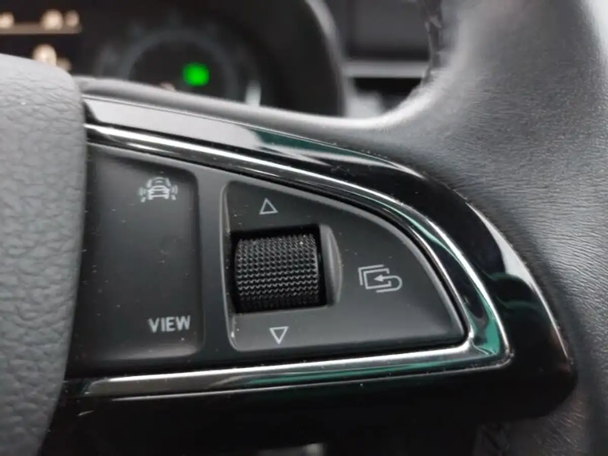 2020-skoda-kamiq-10-tsi-se-115ps-dsg-big-17