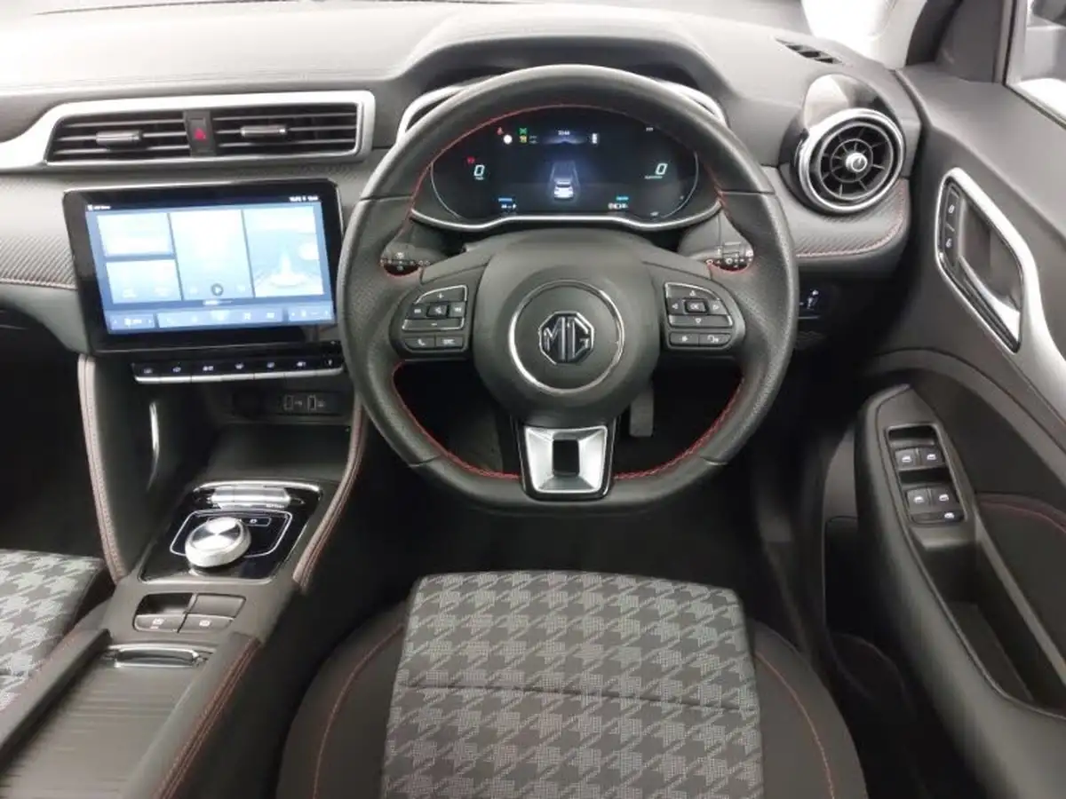 2023-mg-zs-suv-e-se-ev-176ps-big-6