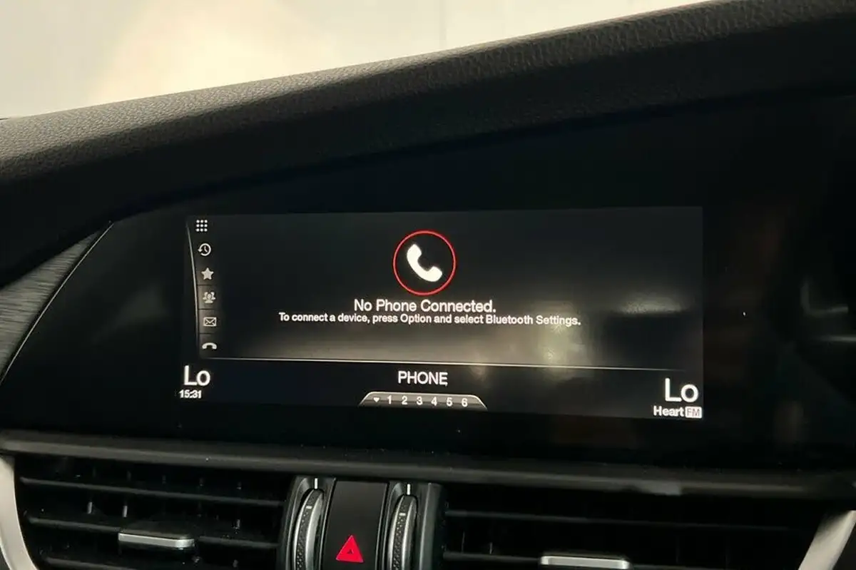 2018-alfa-romeo-giulia-22td-tecnica-147bhp-big-16