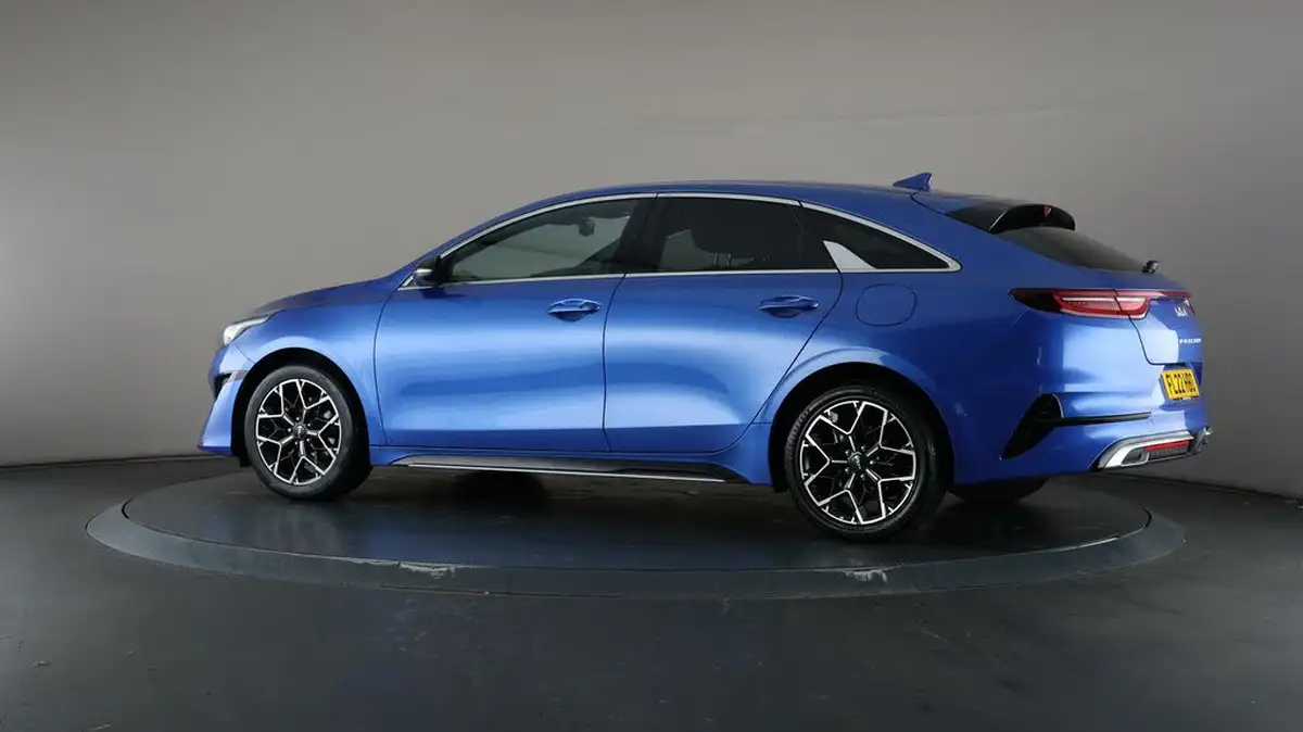 2022-kia-pro-ceed-15-t-gdi-gt-line-big-75