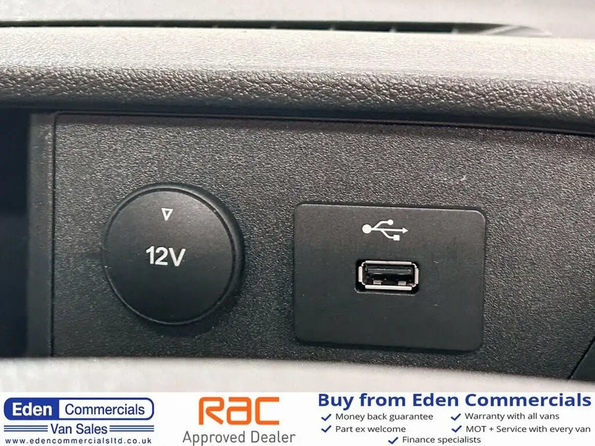 2019-ford-transit-custom-20tdci-300-l1h1-trend-105pseu6-panel-van-big-15