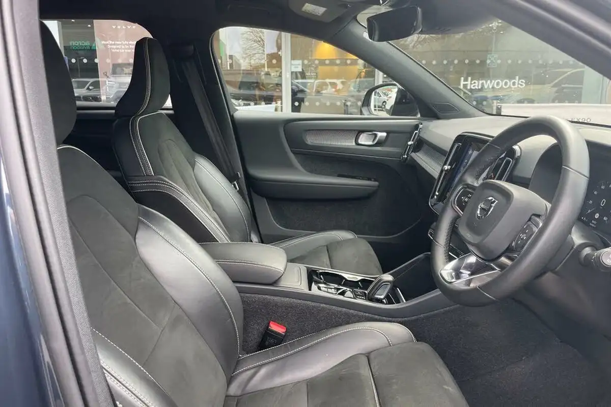 2021-volvo-xc40-15-t3-r-design-161bhp-auto-big-24