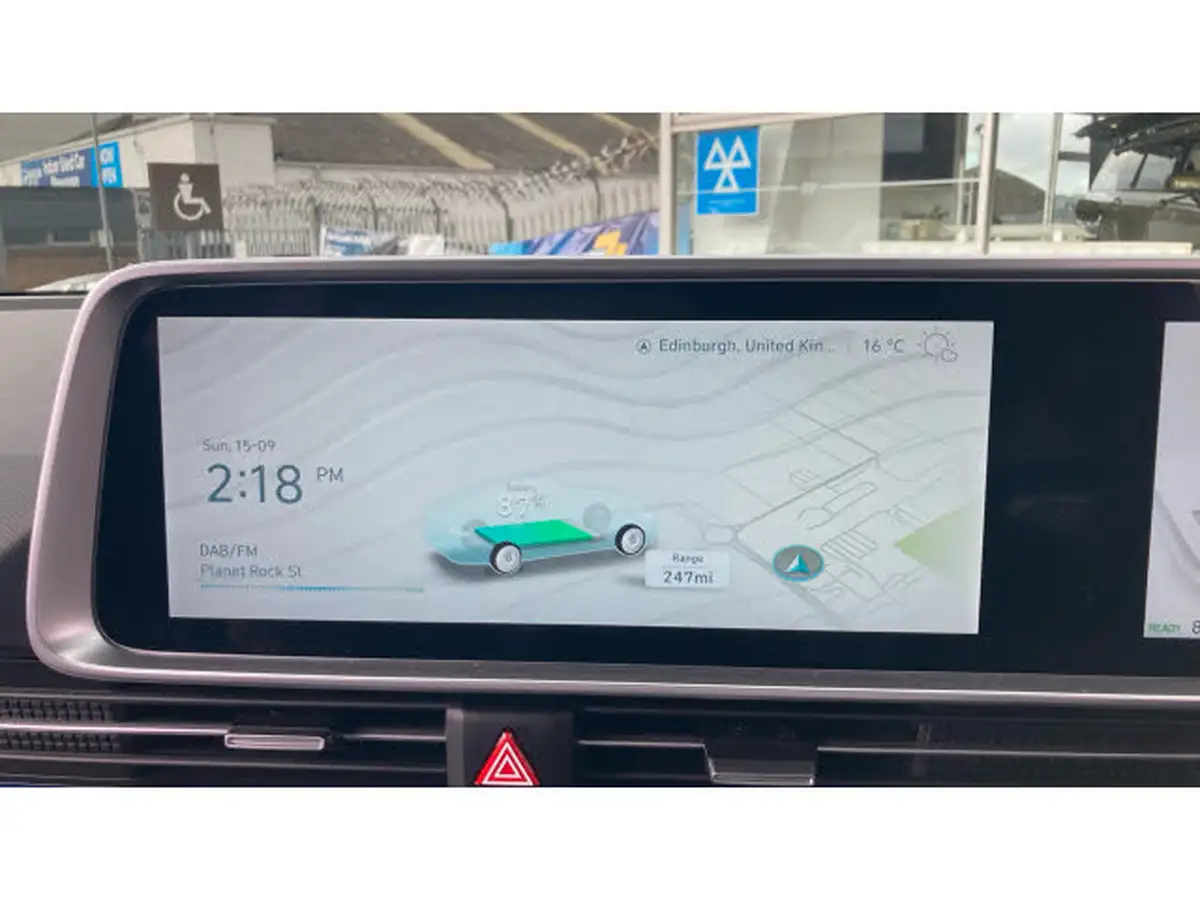 2024-hyundai-ioniq-6-e-ultimate-325ps-dual-motor-awd-big-11