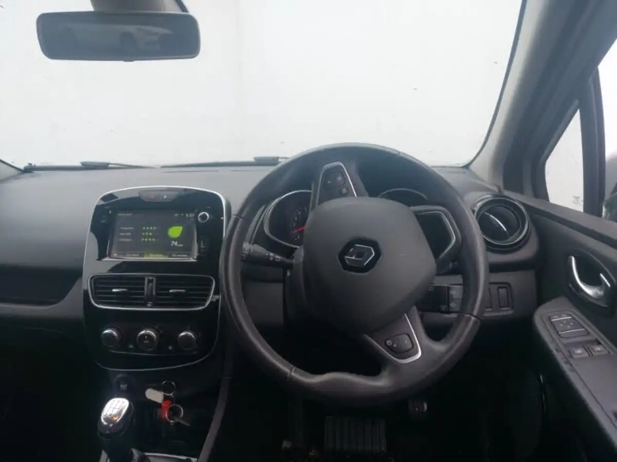 2017-renault-clio-12-dynamique-nav-big-6