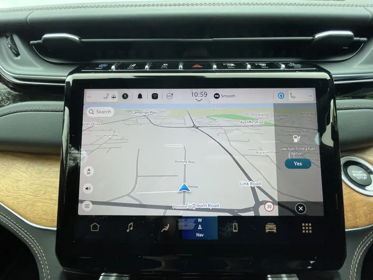 2023-jeep-grand-cherokee-20-gme-summit-reserve-big-35