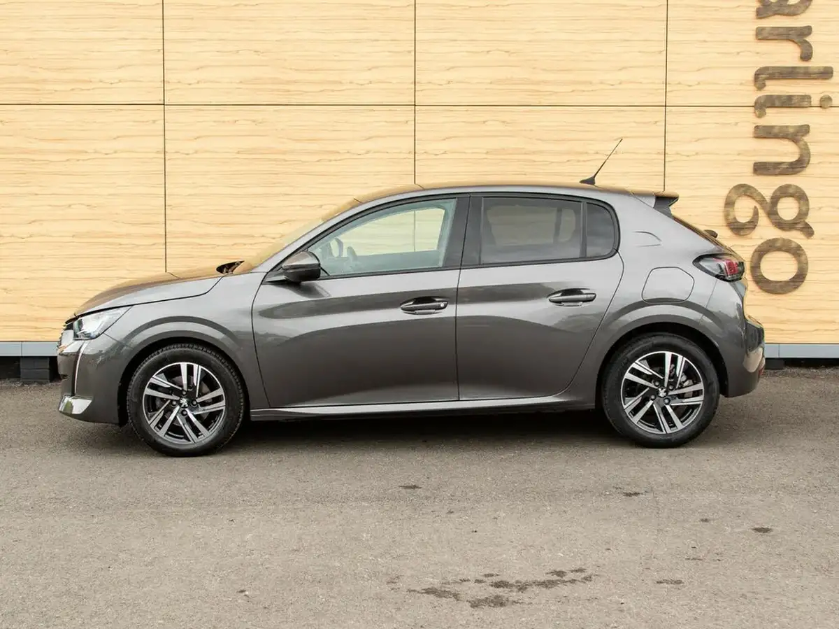 2021-peugeot-208-12-puretech-allure-premium-100bhp-big-12