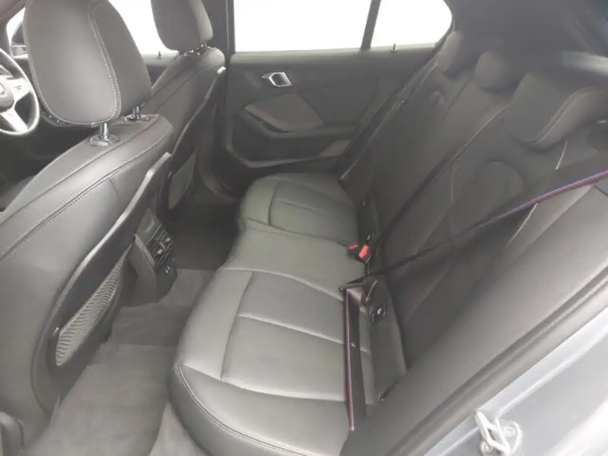 2024-bmw-1-series-15-118i-m-sport-lcp-big-11