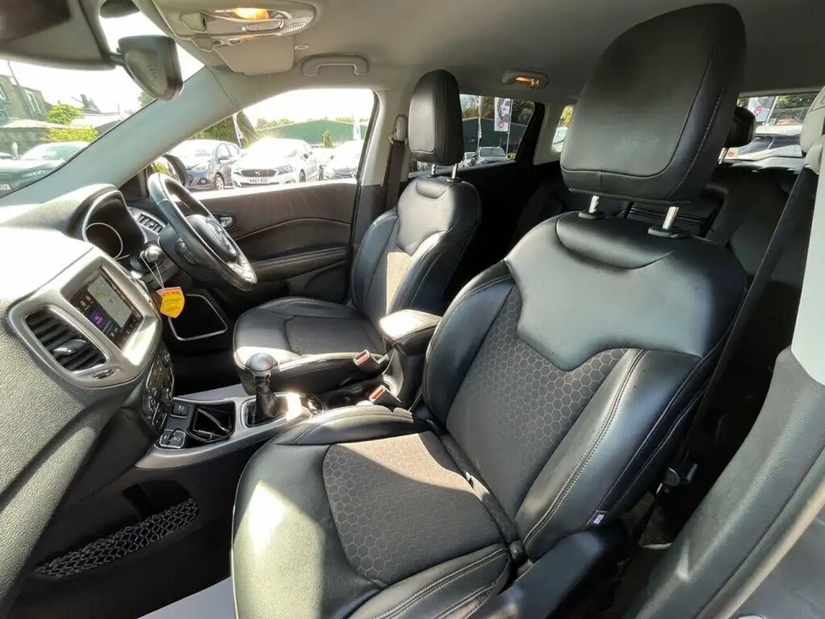 2019-jeep-compass-14-multiair-ii-longitude-big-5