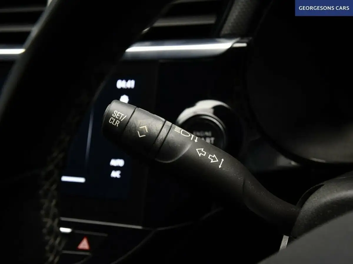 2020-vauxhall-corsa-12-turbo-elite-nav-premium-big-32