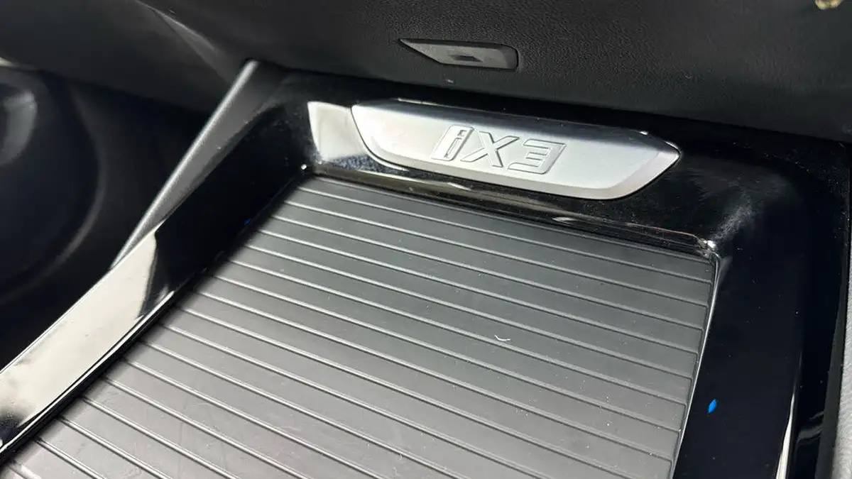 2022-bmw-ix3-e-m-sport-big-20