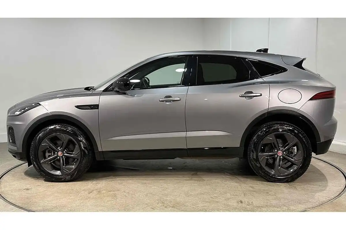 2023-jaguar-e-pace-15-p300e-r-dynamic-black-big-6