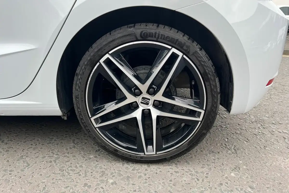 2022-seat-ibiza-10-tsi-fr-edition-95ps-big-4
