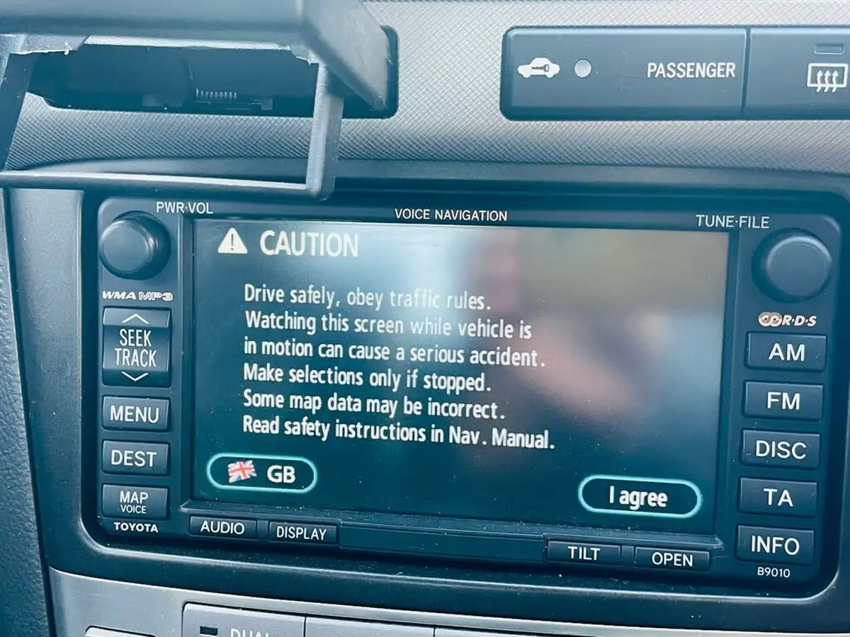 2007-toyota-avensis-20-t-spirit-hatchback-5d-auto-big-19