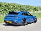 2021-porsche-taycan-e-4-cross-turismo-small-3