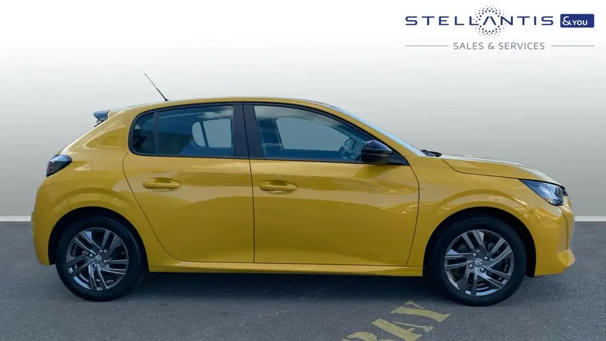 2023-peugeot-208-12-puretech-active-premium-big-1