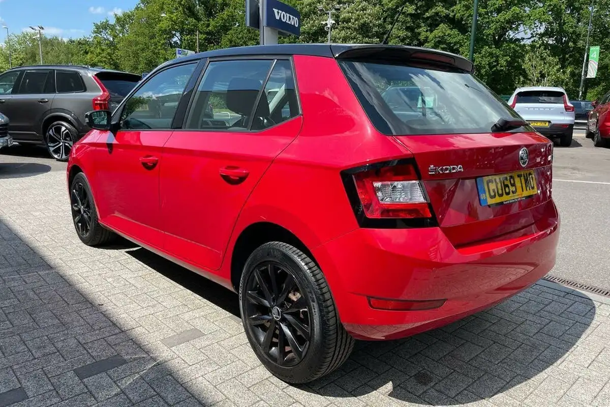 2019-skoda-fabia-10-tsi-colour-edition-big-5